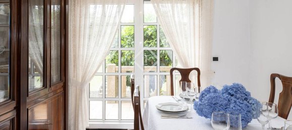 9 bedrooms Villa in A Coruna, Spain No. 47419 11