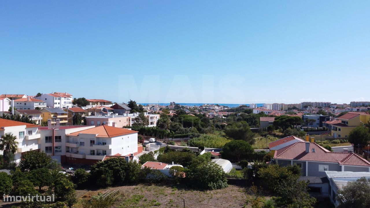 4520m² Land in Cascais, Portugal No. 119168
