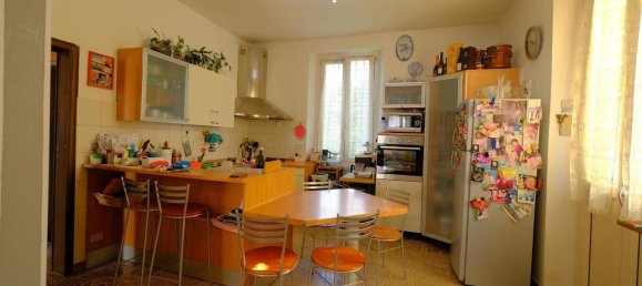 6 rooms Apartment in Sassello, Italy No. 77237 10