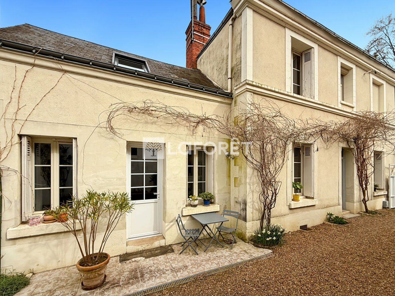 5 bedrooms House in Saint-Avertin, France No. 55658