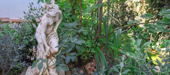 5 bedrooms Villa in Marbella Golden Mile, Spain No. 2953 21