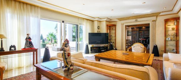 5 bedrooms Villa in Marbella Golden Mile, Spain No. 2953 24