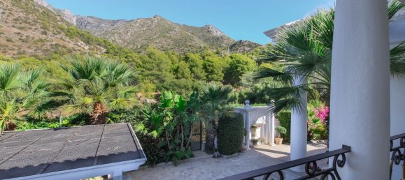 5 bedrooms Villa in Marbella Golden Mile, Spain No. 2953 17