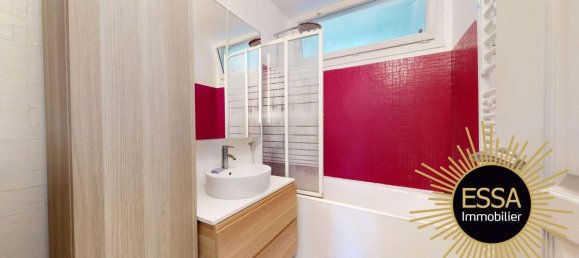 Квартира с 2 спальнями в Вирофле, Франция № 325400 3