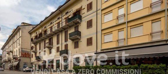 1 bedroom Apartment in Luino, Italy No. 380028 18