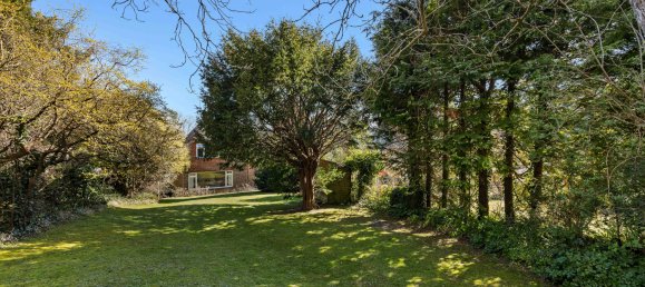 3 bedrooms House in Eastbourne, United Kingdom No. 1035 22