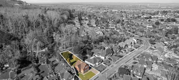 3 bedrooms House in Eastbourne, United Kingdom No. 1035 24