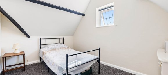 3 bedrooms House in Eastbourne, United Kingdom No. 1035 11