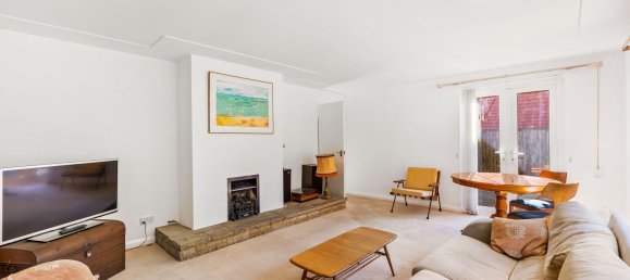 3 bedrooms House in Eastbourne, United Kingdom No. 1035 32