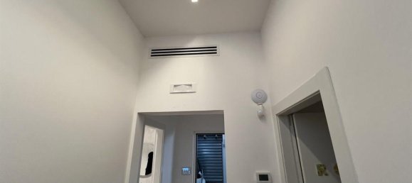 4 rooms Villa in Bari, Italy No. 142631 13