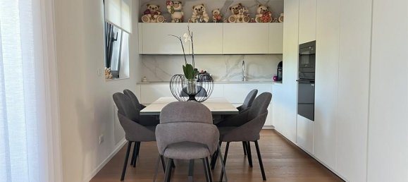 4 rooms Villa in Bari, Italy No. 142631 2