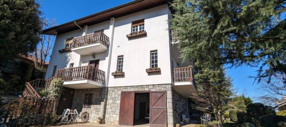 9-Zimmer Villa in Pino Torinese, Italy, Nr. 31994 26