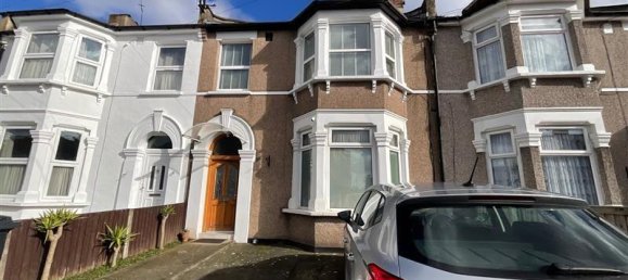 1 bedroom Apartment in Essex, United Kingdom No. 4158 3