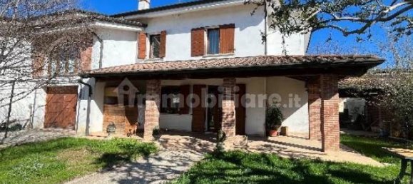 Villa de 3 dormitorios en Pegognaga, Italy No. 311350 2