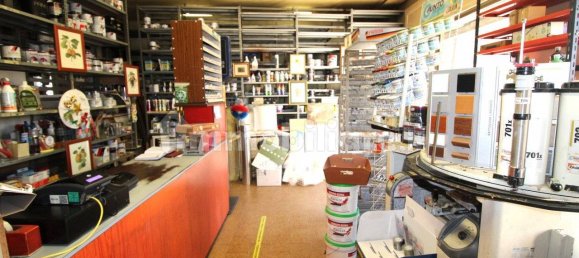 1غرفة عقار تجاري في Biassono, Italy رقم 102475 8