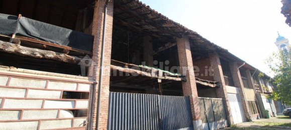 1غرفة عقار تجاري في Biassono, Italy رقم 102475 3