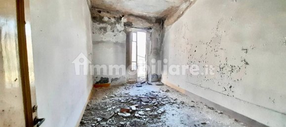 4 rooms Building in Catanzaro, Italy No. 80053 7