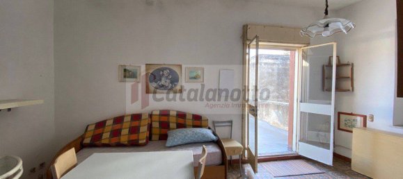 Квартира с 2 спальнями в Кастельветрано, Италия № 116260 17