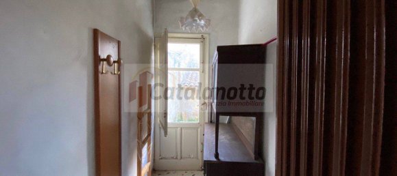 Квартира с 2 спальнями в Кастельветрано, Италия № 116260 16