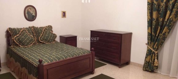 4 bedrooms Villa in Attard, Malta No. 11262 7