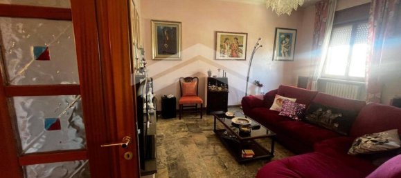 5 bedrooms Apartment in Campobasso, Italy No. 228709 10