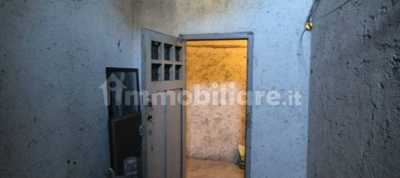 Entrepôt à Rome, Italy 8m² No. 202984 5