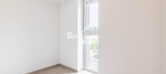 3 chambres Appartement à Homécourt, France No. 75875 10