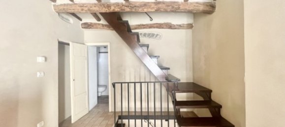 1 bedroom House in Gallicano, Italy No. 57766 6