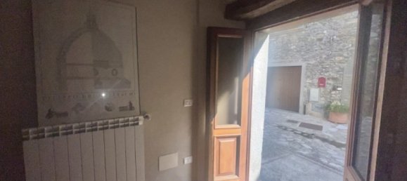 1 bedroom House in Gallicano, Italy No. 57766 12