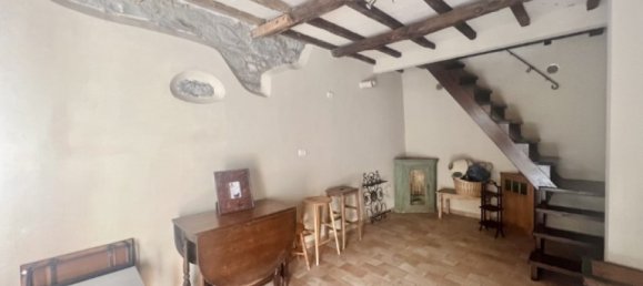 1 bedroom House in Gallicano, Italy No. 57766 4