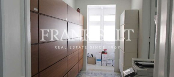 Oficina en Sliema, Malta 250 m² No. 12894 9