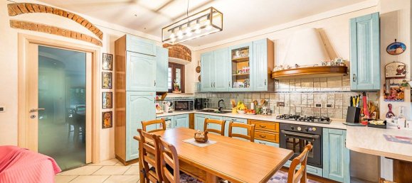 3 chambres Maison à Saluzzo, Italy No. 39819 10