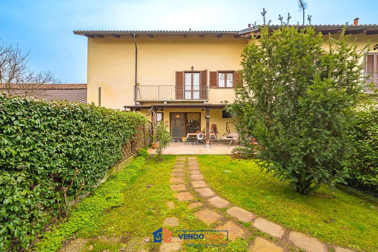 3 chambres Maison à Saluzzo, Italy No. 39819