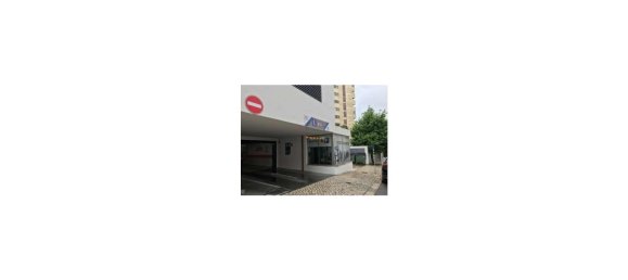 2212m² Commercial property in Oeiras, Portugal No. 140359 2
