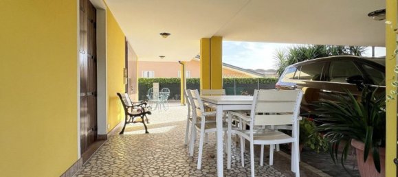 Casa de 4 habitaciónes en Piombino Dese, Italy No. 283054 12