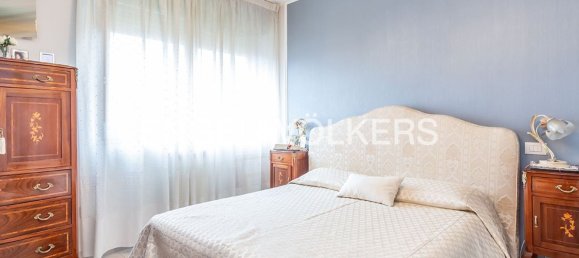 4 rooms Apartment in Rome, Italy No. 132421 11