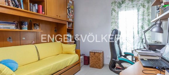 4 rooms Apartment in Rome, Italy No. 132421 15