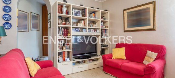 4 rooms Apartment in Rome, Italy No. 132421 6