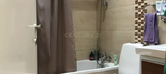 2 bedrooms Apartment in Germasogeia, Cyprus No. 4052 3