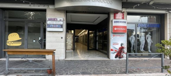 44m² Commercial property in Vasto, Italy No. 39766 16