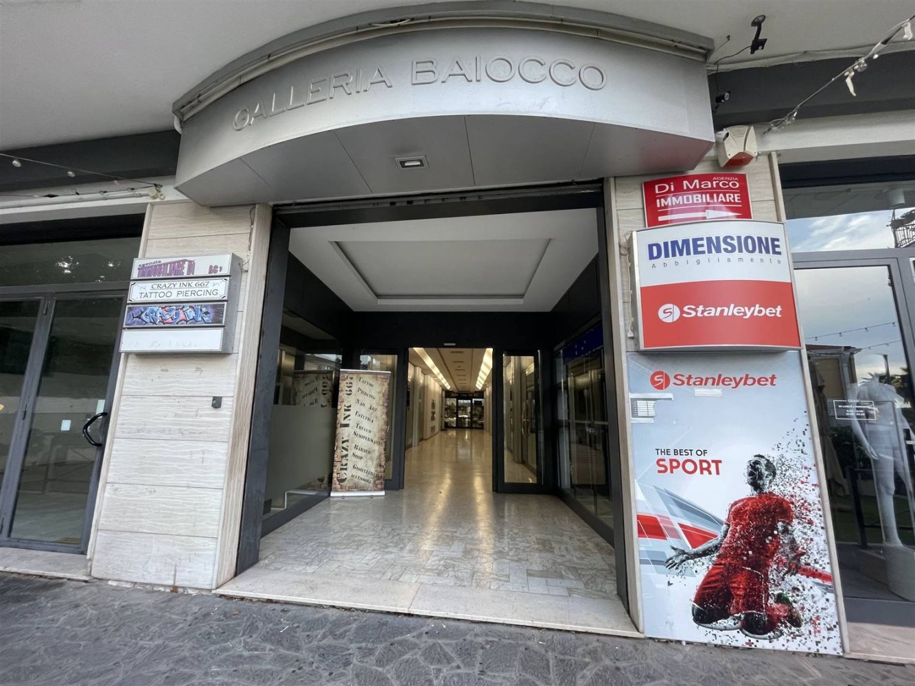 44m² Commercial property in Vasto, Italy No. 39766