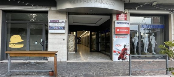 44m² Commercial property in Vasto, Italy No. 39766 17