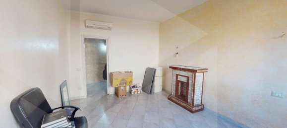 3غرفة شقة في Pomigliano d'Arco, Italy رقم 22048 10