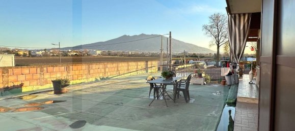 3غرفة شقة في Pomigliano d'Arco, Italy رقم 22048 21