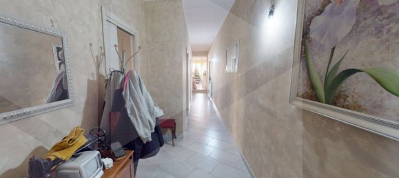 3غرفة شقة في Pomigliano d'Arco, Italy رقم 22048 8