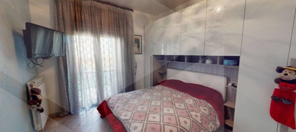 3غرفة شقة في Pomigliano d'Arco, Italy رقم 22048 12