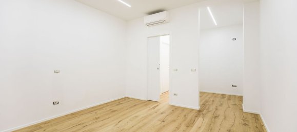 2 bedrooms Apartment in Milan, Italy No. 357769 17