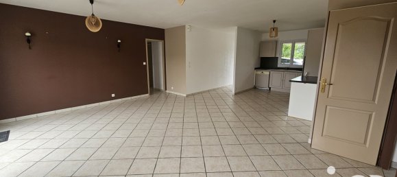 3 bedrooms House in Saint-Jean-d'Angely, France No. 282360 2