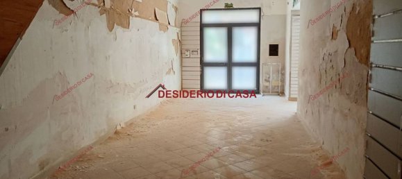 2 rooms Commercial property in Trapani, Italy No. 353465 11