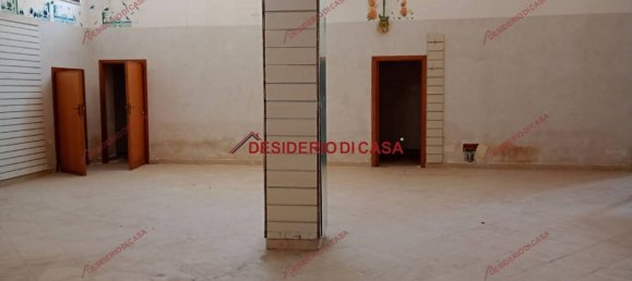 2 rooms Commercial property in Trapani, Italy No. 353465 8